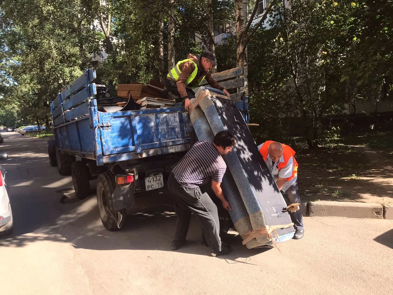 Профессиональный вывоз крупногабаритного мусора в Йошкаре-Ола в октябре