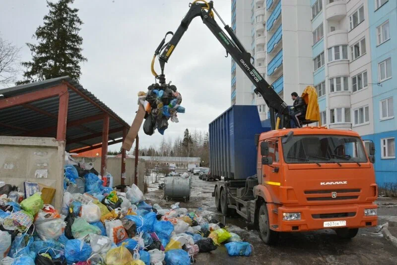 Вывоз бытового мусора в Йошкаре-Ола с погрузкой в октябре
