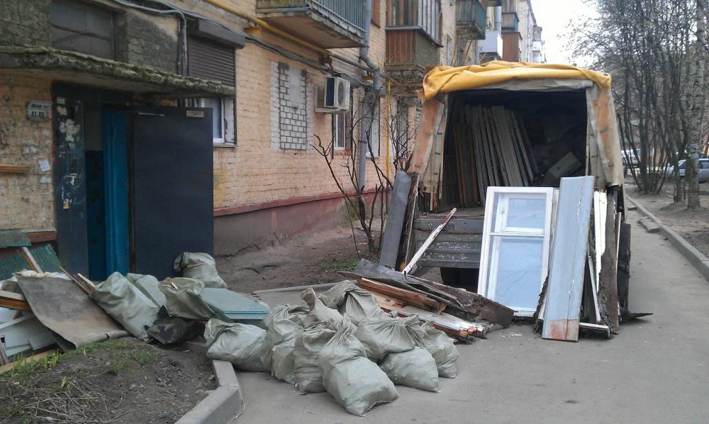 Вывоз мусора после ремонта в Йошкаре-Ола от ПроМусор — цены от 4602 руб., быстро и недорого