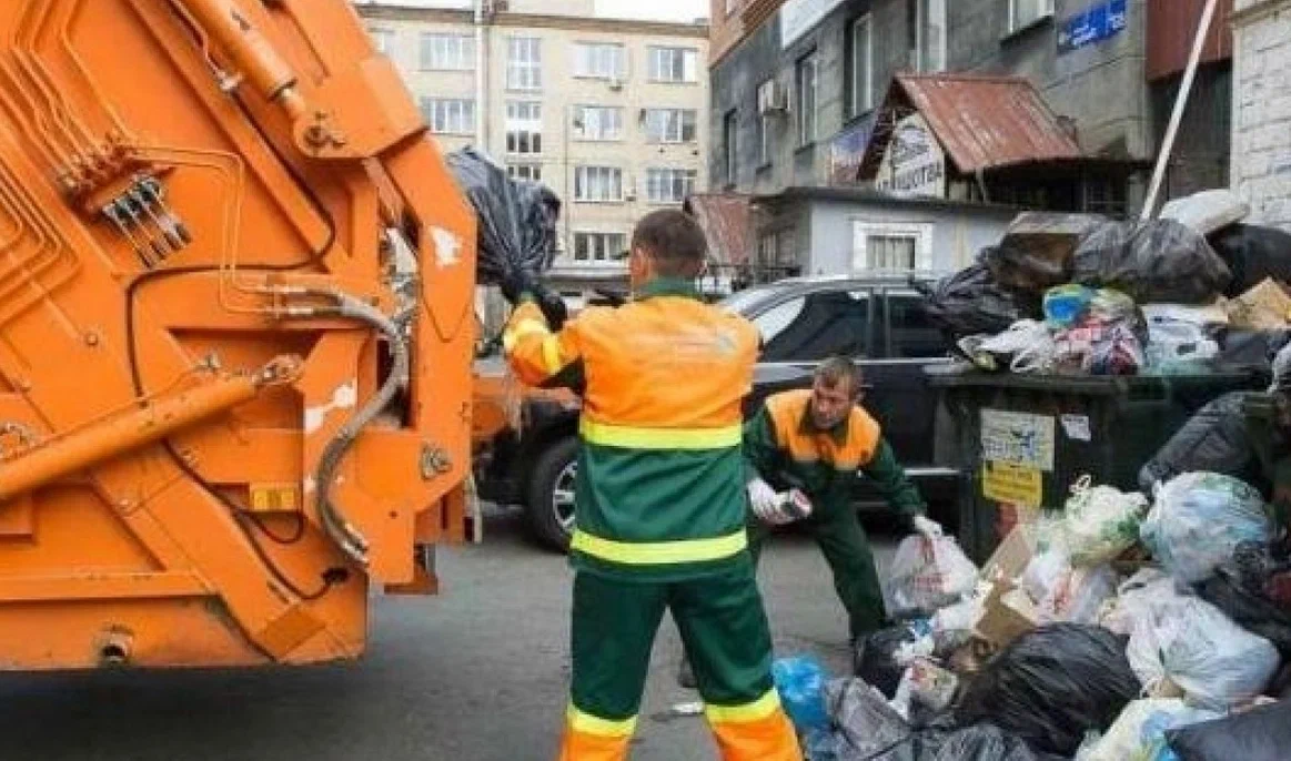 Срочный вывоз мусора в Йошкаре-Ола от ПроМусор — заказ день в день от 2914 руб., грузчики, цена