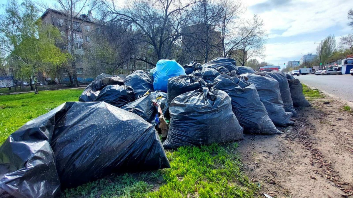 Вывоз и утилизация мусора после субботника в Йошкаре-Ола в октябре