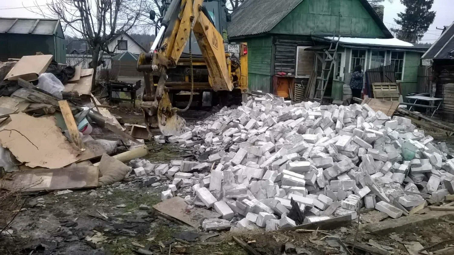 Вывоз мусора после сноса здания в Йошкаре-Ола от ПроМусор – цена от 5113 руб., утилизация и уборка стройотходов