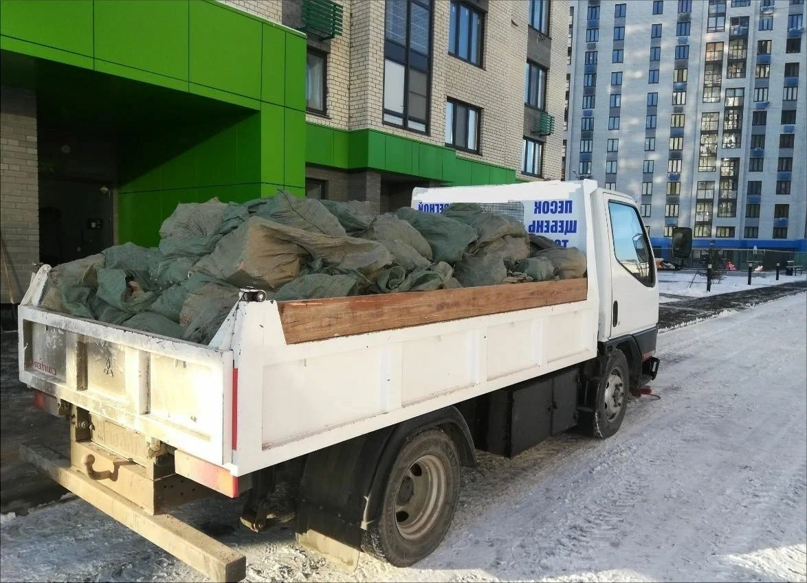 Вывоз мусора грузовым фургоном 3 тонны в Йошкаре-Ола — цена от 1381 руб., ПроМусор