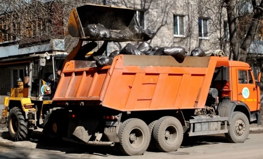 Вывоз мусора грузовым фургоном 5 тонн в Йошкаре-Ола – ПроМусор, аренда, цена от 1585 руб