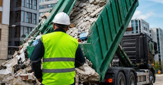 Вывоз строительного мусора в Йошкаре-Ола: услуги лицензированной компании — ПроМусор